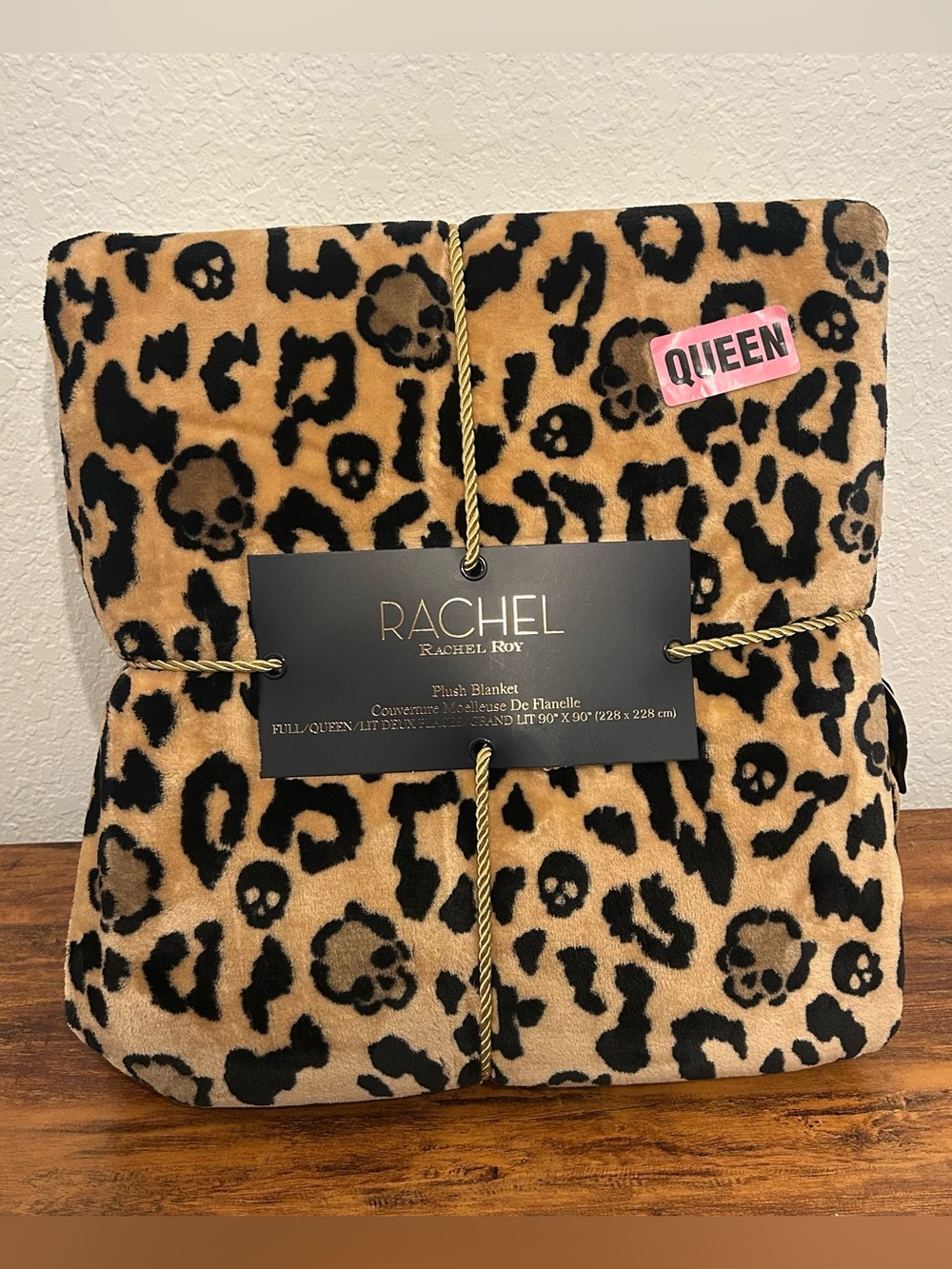 RACHEL Rachel Roy Leopard Cheetah Skull Plush Halloween Throw Blanket